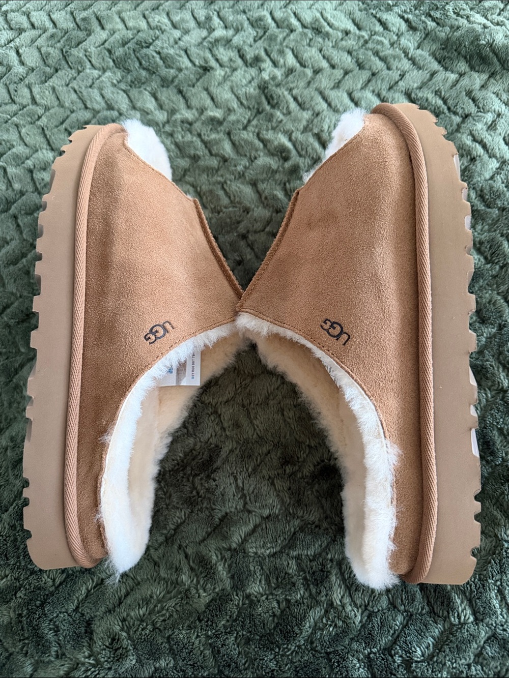 UGG Greenport Slide Sandal - Picture 7 of 10